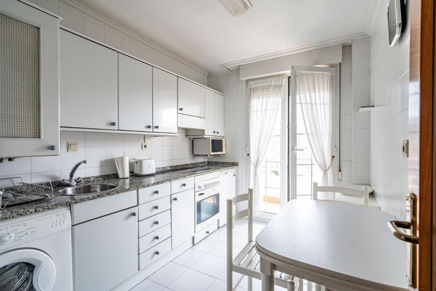 Piso Con Piscina Apartment Сантандер Екстериор снимка